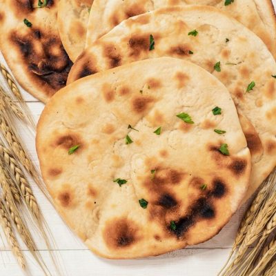 Naan – Indian Bread - foodglut.com