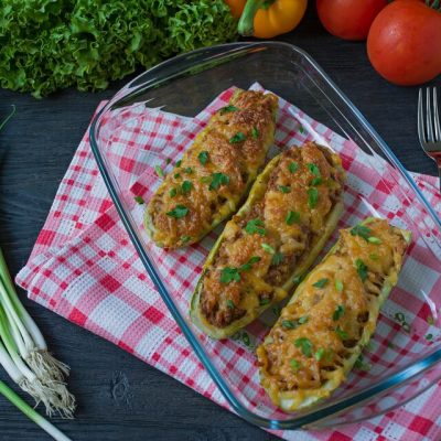 Stuffed Zucchini with Ground Beef - foodglut.com