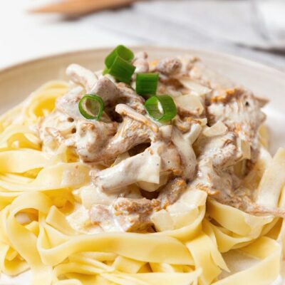 Creamy Mushroom Pasta - foodglut.com